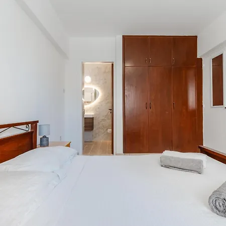 Andreas Beachfront Kwatera prywatna *