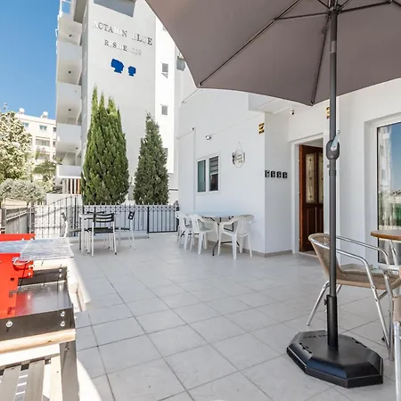 Kwatera prywatna Andreas Beachfront *